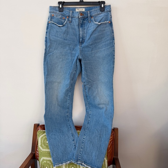Madewell Women's Classic Straight Jean - Picture 7 of 15